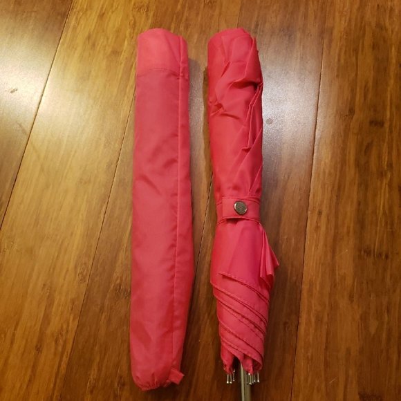 Hot pink umbrella - Picture 4 of 6